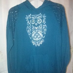 Ladies Long Sleeve Metallic Owl Hooded Top